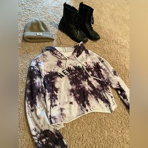 SHEIN ‘New York’ Cropped Hoodie